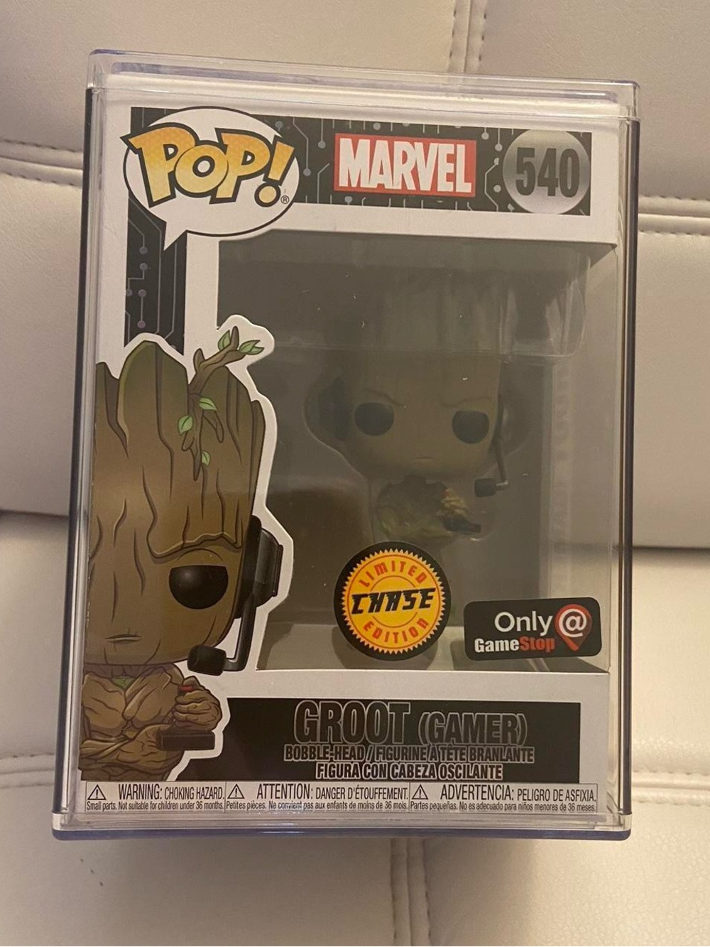 Groot Gamer Chase Funko Pop 540 (comes with protective case seen in picture)
